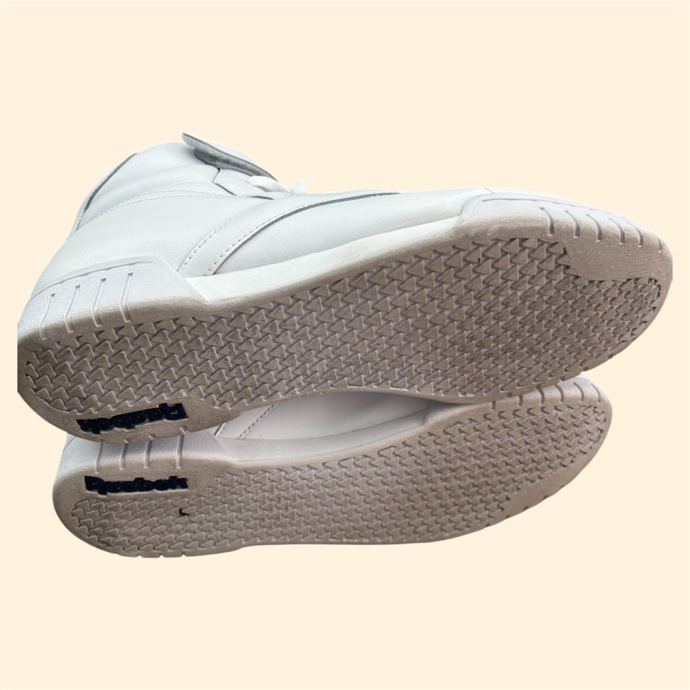 Reebok Men’s White High Top Sneakers - Picture 5 of 5